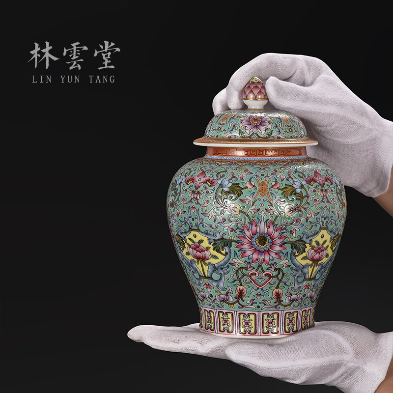 Esmalte verde de loto pintado a mano, lata de té Jingdezhen, adornos de cerámica de imitación Qing
