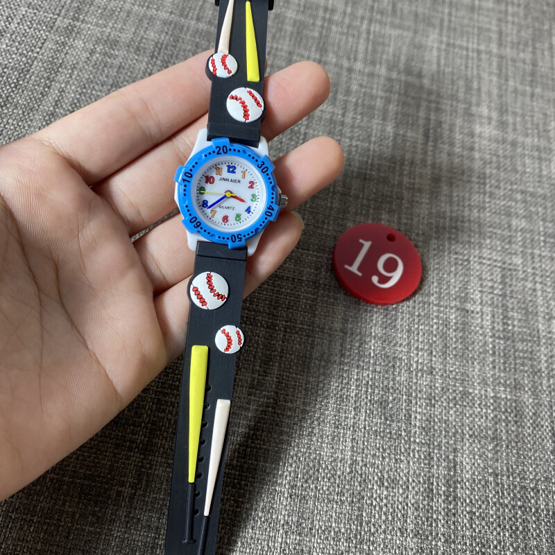 소년 시계 3D 만화 블루 다이얼 방수 석영 빛나는 소녀 시계 크리스마스 최고의 어린이 손목 시계 선물 키즈 시계 2021