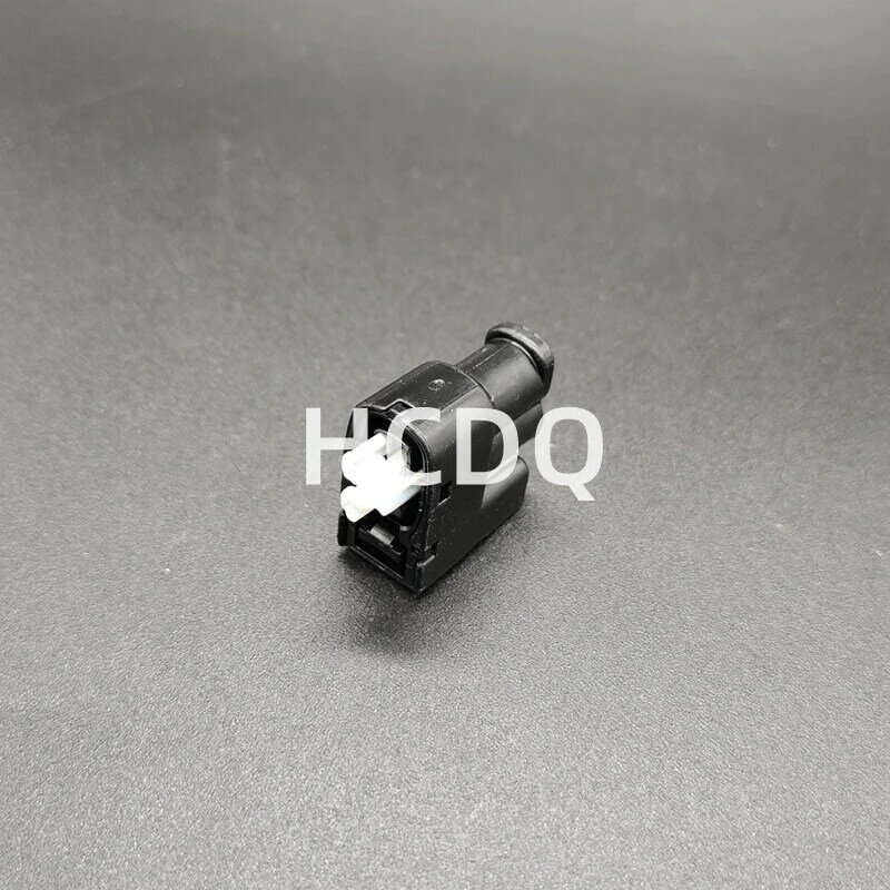 The original 90980-11246 2PIN Female automobile connector plug shell and connector are supplied from stock