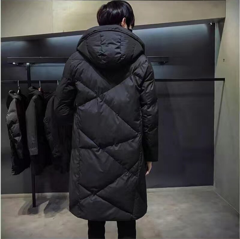 Moda inverno giacca uomo abbigliamento di marca 2024 nuovo Parka uomo spesso caldo cappotti lunghi uomo giacca con cappuccio di alta qualità nero 5XL