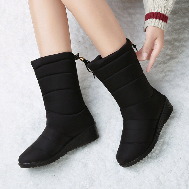 Зимние женские ботинки, ботинки на пуху, зимние водонепроницаемые ботинки с кисточками, Женские теплые меховые черные ботинки, женские ботинки