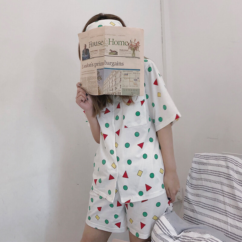 방탄 소년 파자마 세트 여름 하라주쿠 인쇄 카와이 만화 크레용 신찬 코튼 잠옷 반소매 여름 잠옷