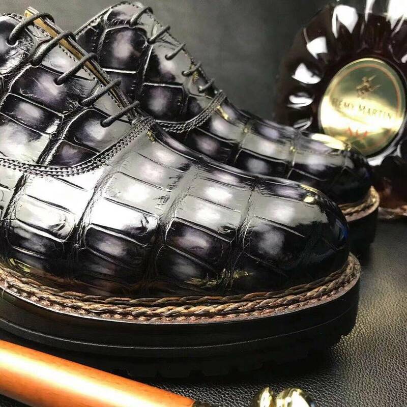 Мужские крокодиловые туфли на резиновой подошве, со шнуровкой