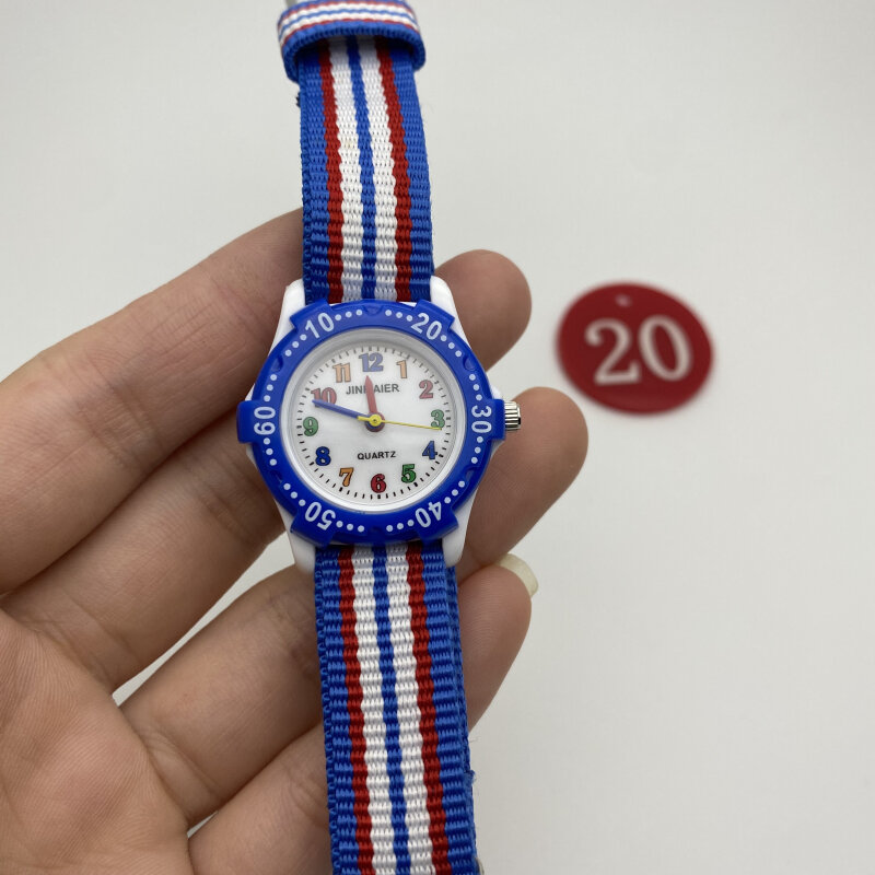 Jam Tangan Quartz Dial Tali Kanvas Jam Tangan Anak-anak untuk Anak Laki-laki Perempuan Jam Tangan Kartun Hadiah Natal untuk Hadiah Ulang Tahun Anak-anak