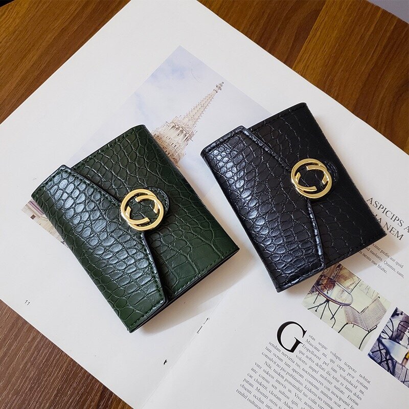 Krokodil Brieftasche Frauen Kurze Leder Karte Halter Brieftaschen Kupplung Geldbeutel Münze Tasche Damen Luxus Design Weibliche 2020 Neue Mode
