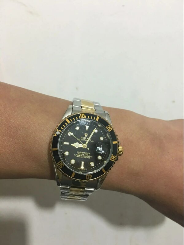 Marque de luxe Rolex-montre célèbre Quartz montres hommes femmes montre-bracelet bonne qualité Submariner haut classique montre 1001 commandes