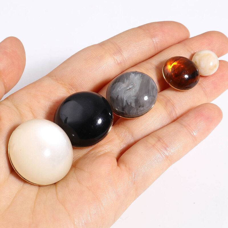 Botones de bola de piedra natural de imitación de resina, botones redondos de Metal, Color dorado, decoración de ropa, accesorios de costura, 5 unidades