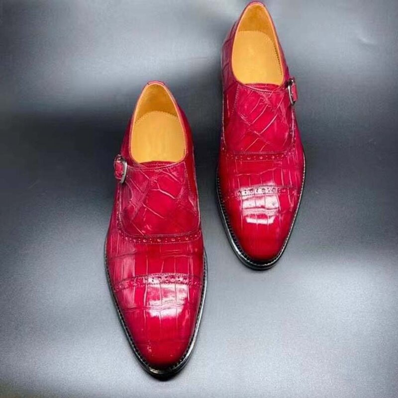 Yingshang جديد وصول الرجال فستان أحذية الذكور الأحذية الرسمية الرجال جلد التمساح الرجال أحذية التمساح اللون الأحمر الشباب الأحذية