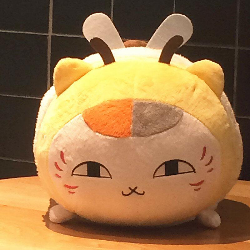 Natsume Yuujinchou figura Nyanko Sensei muñeco de peluche de gato, juguete de Anime, almohada suave para regalo de Navidad, 30CM