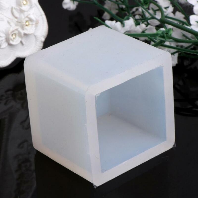 Creative Cube รูปร่างเทียนสบู่แม่พิมพ์เทียนแม่พิมพ์ซิลิโคน DIY ปูนปลาสเตอร์น้ำมันหอมระเหยเรซิ่นหัตถกรรม