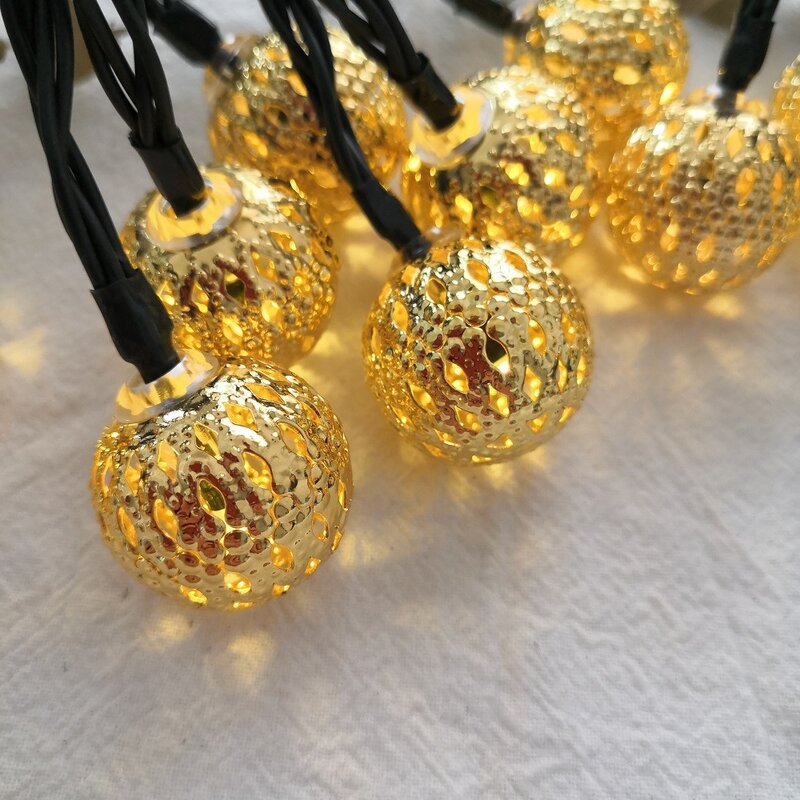 Marokański z kutego żelaza hollow mała piłka zewnętrzne wodoodporne LED łańcuchy świetlne boże narodzenie ogród światła dekoracyjne