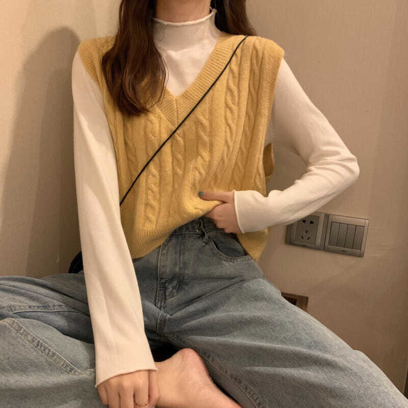 Einfarbig V-ausschnitt Pullover Weste Frauen Koreanische Mode 2023 Frühjahr Herbst Ärmelloses Twist Gestrickt Kurze Pullover Weibliche Jumper Top