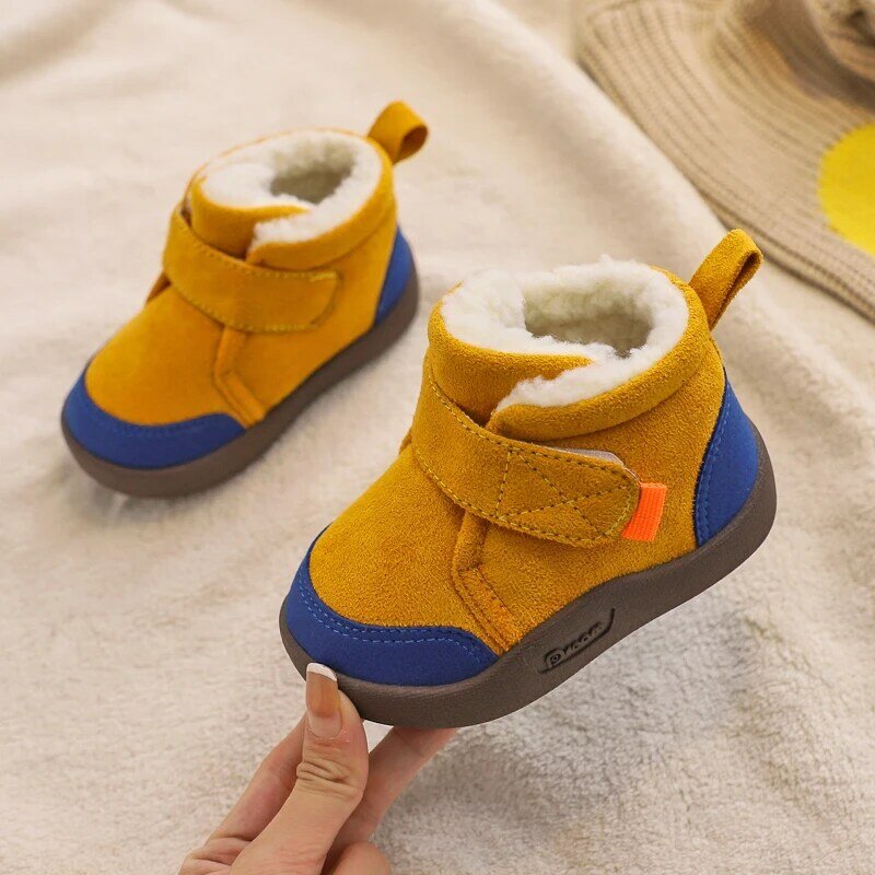 Botas de nieve de felpa para niños pequeños, zapatos antideslizantes de fondo suave, cálidos, para exteriores, Invierno
