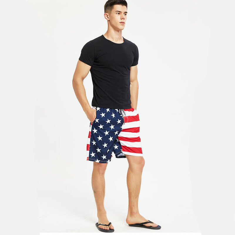 Pantaloncini da spiaggia larghi ad asciugatura rapida per la vendita calda della bandiera nazionale americana pantaloncini da bagno corti da uomo taglie forti e strisce