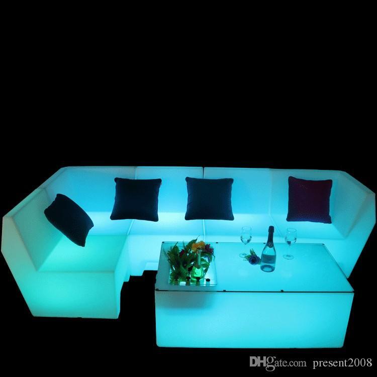Canapé et chaise à lumière LED, combinaison de table basse, bar club, KTV, carte de siège, mobilier créatif, chaise de comptoir
