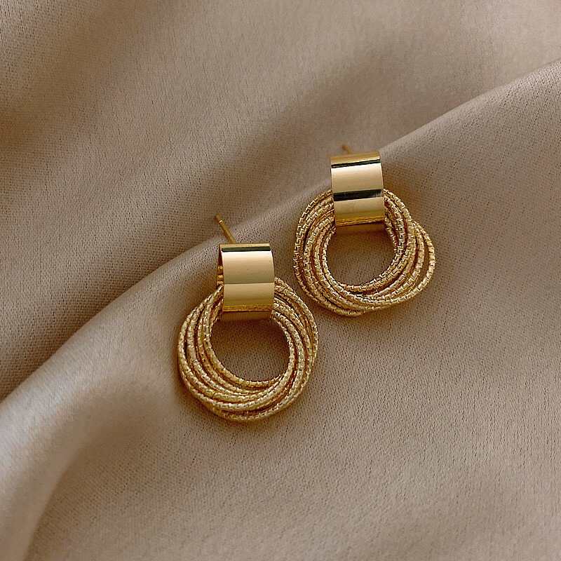 Boucles d'oreilles rétro métalliques couleur or, plusieurs petits cercles, pendentif, nouveaux bijoux de mode pour fête de mariage, boucles d'oreilles pour femme, 2022