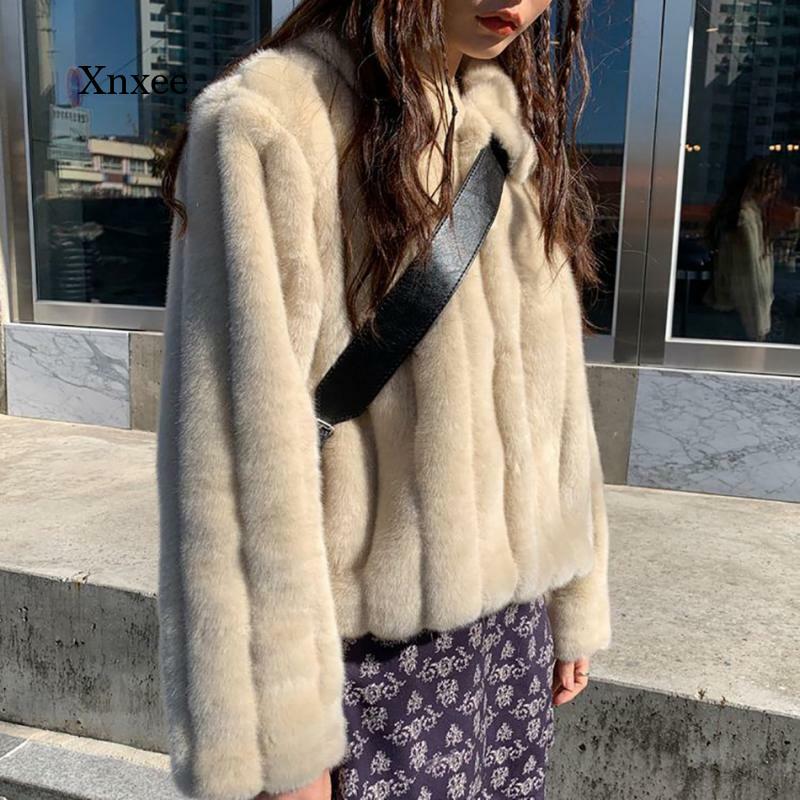 Mantel Bulu Kelinci Wanita Hangat Musim Dingin 2021 Mantel Bulu Palsu Nyaman Putih Mantel Bulu Palsu Lengan Panjang
