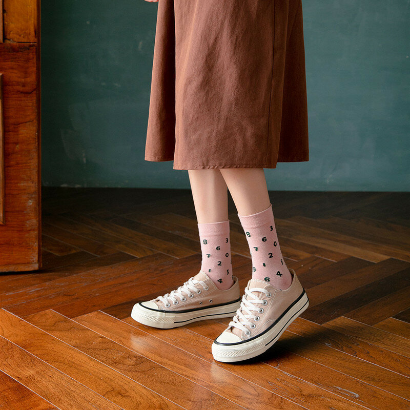 Moda chique numeral curto mulheres meias de algodão penteado confortável respirável harajuku casual meninas meias para o inverno feminino sokken