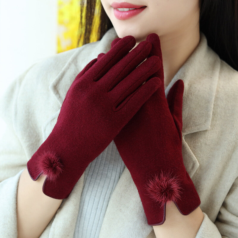 New Winte Women Wrist Contraction Lattice Knitting Woolen Thread Fashion Gloves Plus Velvet Thicken Touch Screen Warm Mittens
