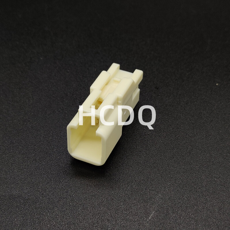 The original 90980-11765 4PIN  automobile connector plug shell and connector are supplied from stock