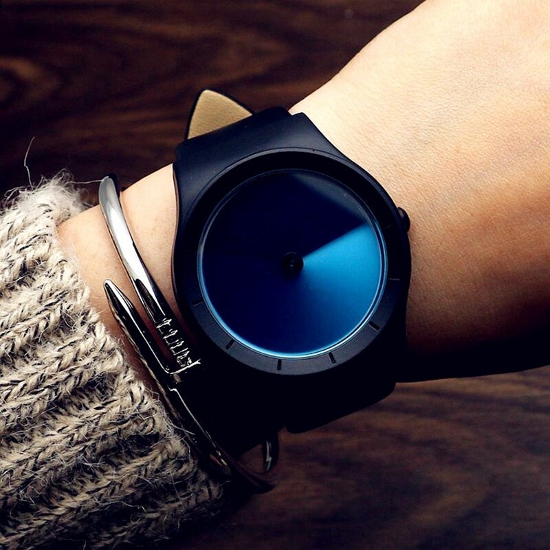 2021ของแท้กันน้ำหนังอนาคตใหม่ Concept สีนาฬิกาผู้ชายแฟชั่นสำหรับผู้หญิงตารางเข็มขัดป่า Quartz ของขวัญนาฬิกาข้อมือ