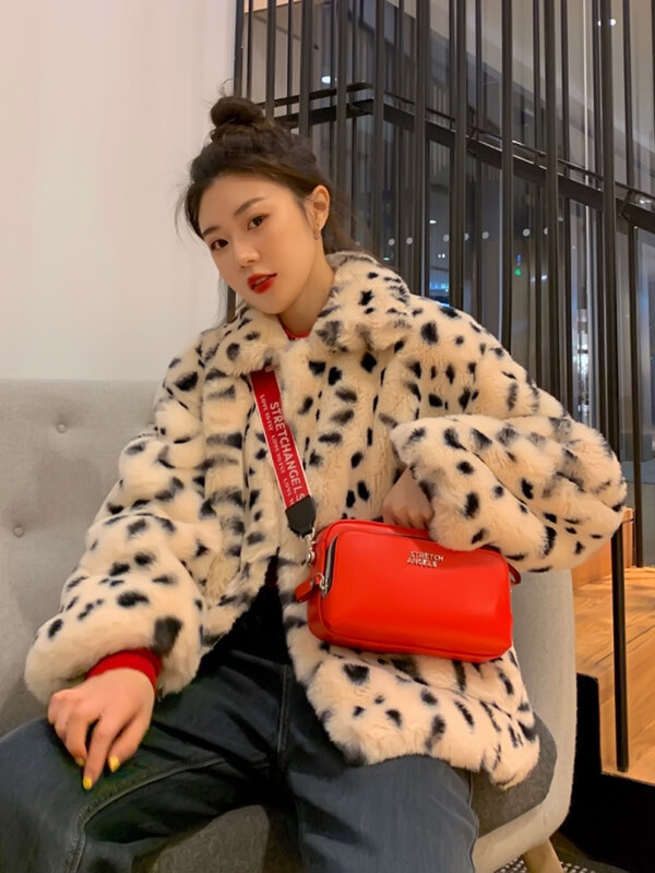 Plush jacket women winter short 2020 new Korean version of loose lamb wool faux fur leopard print fur coat women winter