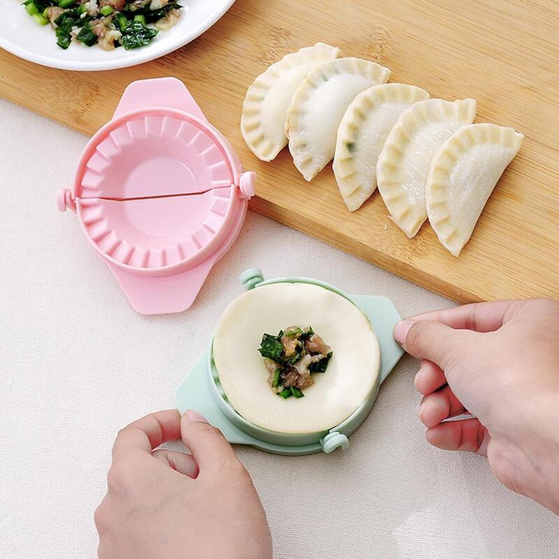 Küche Knödel Formen Kunststoff Teig Drücken Dumpling Pie Ravioli Mould Kochen Gebäck Chinesischen Lebensmittel Jiaozi Maker