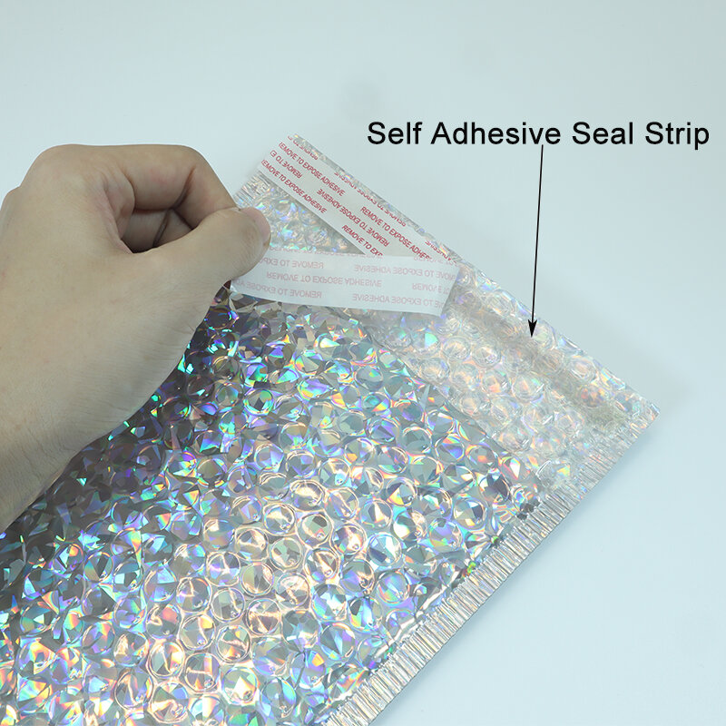 50 sztuk holograficzny metaliczne opakowanie bąbelkowe Glamour kolorowe srebrne odcienie folia poduszki torby ślubne wyściełane koperty wysyłkowe