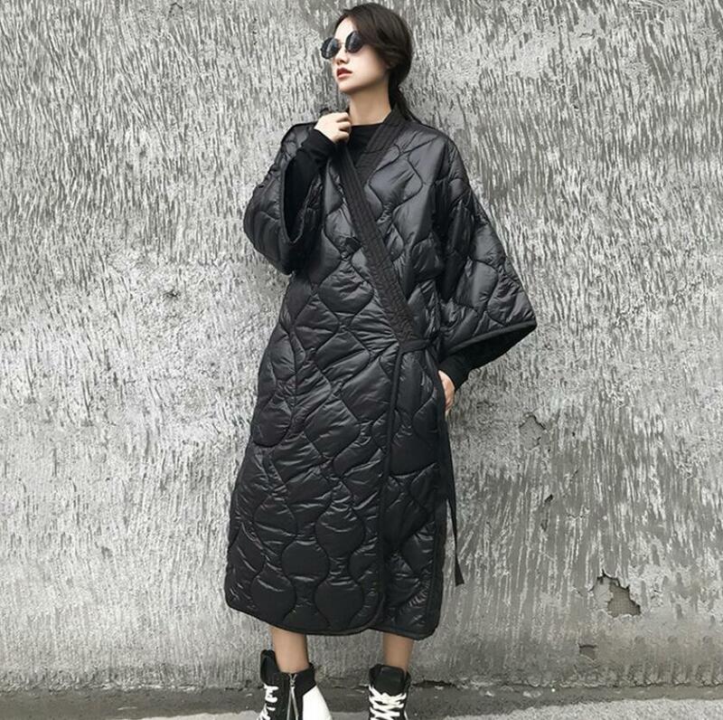 2022 Mantel Panjang Hangat Musim Dingin Hitam Gelap Kimono Jepang Jaket Berbantalan Katun Panjang Longgar LM88