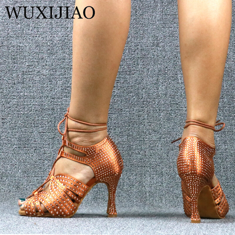 Wuxijiaoレースアップアンクルブーツラテンダンスの靴女性のハイヒール快適なサルサ靴パーティーサンダル