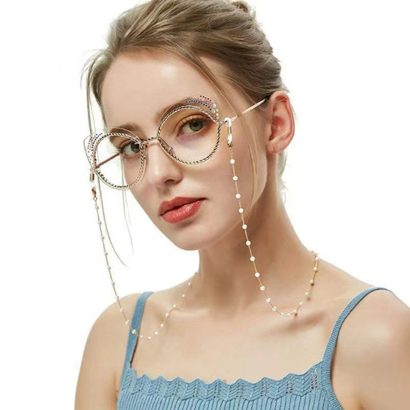 Cadena de plástico blanco para gafas, cuentas de perlas, dijes de corazón, retenedor de gafas, correa de soporte para gafas, collar para mujer, regalo