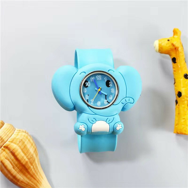 12 stili orologi multicolori bambini Cartoon sport Quartz Panda Butterfly Crab Kitty Monkey Bee Girl Watch per orologio regalo per bambini