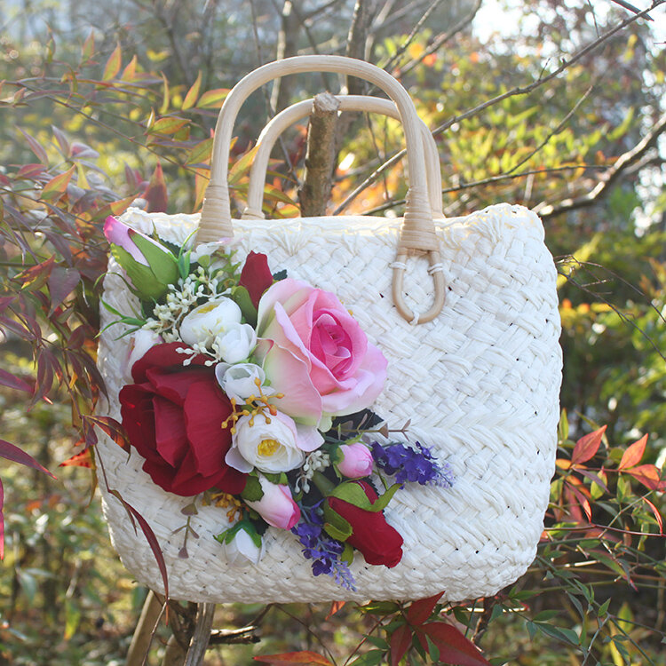 Bolsa feminina casual rattan praia, bolsa de mão colorida flores artificiais tecelagem palha bolsa de mão e chapéu estilo boêmio