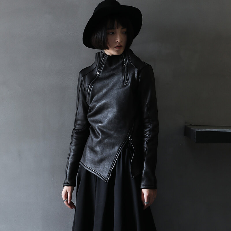 UMI MAO-Sudadera de piel sintética para mujer, chaqueta gótica negra con cuello levantado Irregular y cremallera Diagonal, estilo Yamamoto oscuro, Y2K