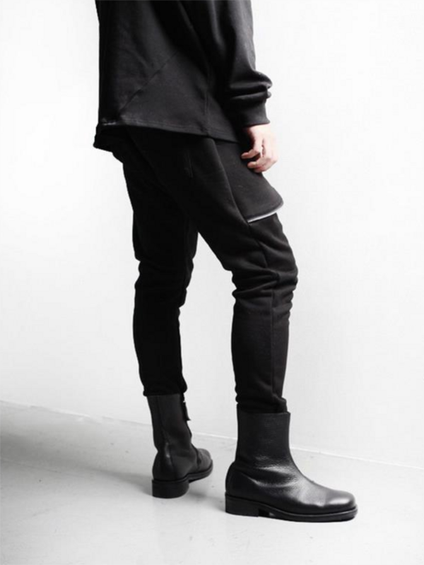 남성 캐주얼 바지 봄과 가을 새로운 클래식 블랙 지퍼 포켓 장식 패션 트렌드 청소년 대형 슬림 바지
