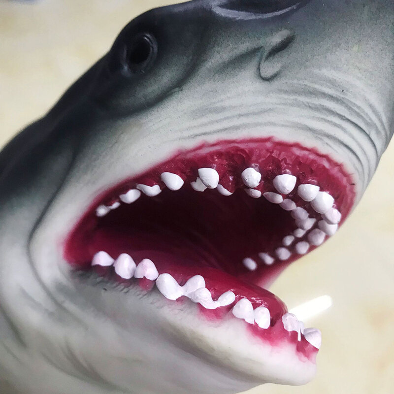 Shark Hand Puppet TPR Animal Head Gloves Figure Simulation Animals Kids Toy Model Scaring Gag Halloween Jokes kids Gifts