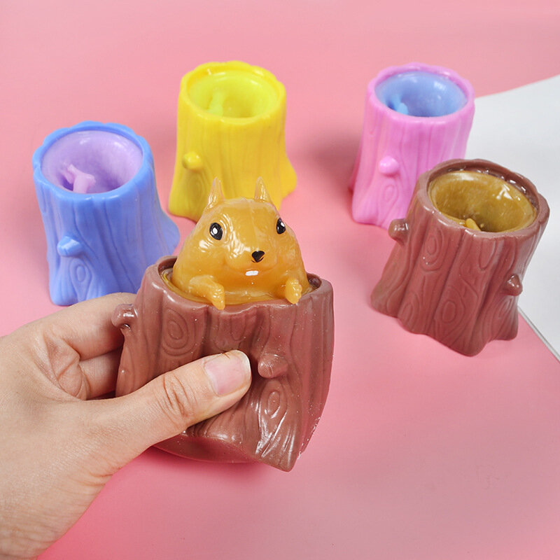 子供と大人のためのプラスチック製のリスカップ,抗ストレス減圧玩具,誕生日プレゼント用,6cm