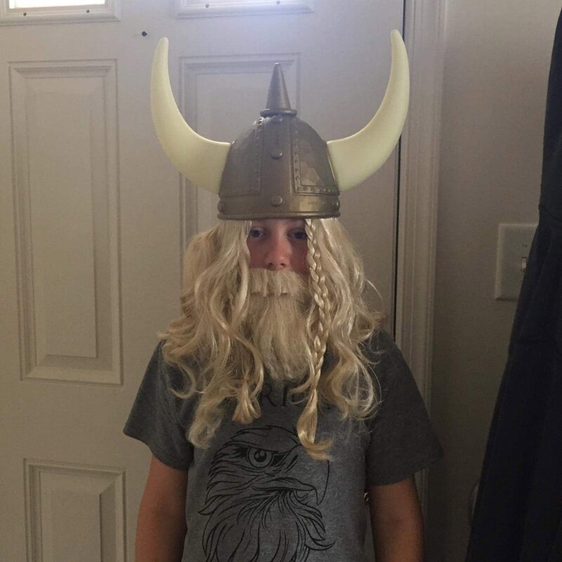 Topi Kostum Halloween Bajak Laut Helm Viking Baru Topi Aneh Pesta Festival