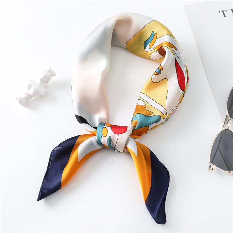 2021 Designer Frauen Silk Schal Muster Neck Haar Band Foulard 70cm Quadratischen Kopf Krawatte Drucken Schals Bufanda