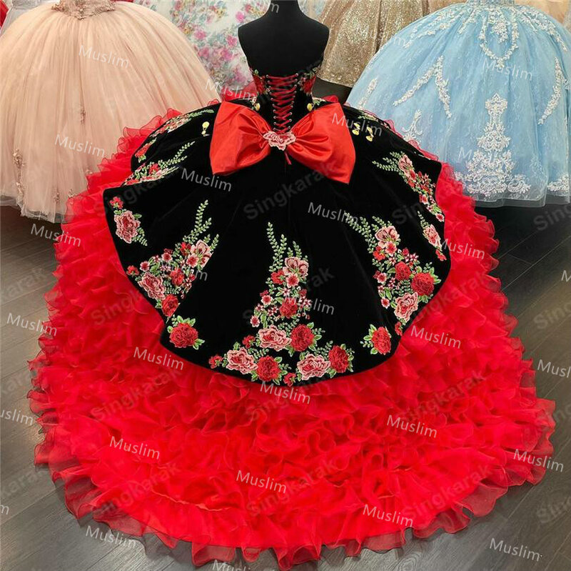 Encantador vermelho e preto charro quinceanera vestidos 2021 inchado querida bordado rendas até vestido de baile doce 15 vestido pesado manuall