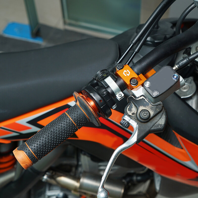 NICECNC – protecteur de maître cylindre pour Motocross, 1 paire, pour KTM 250 300 350 400 450 500 EXC EXCF SX SXF XC XCF XCW 2014 – 2022 2021