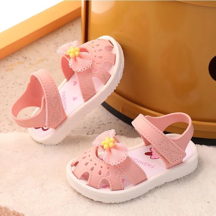 Sandali per ragazze Baotou scarpe da spiaggia 2-7 anni bambini sandali per bambini con fondo morbido antiscivolo sandali estivi antiscivolo