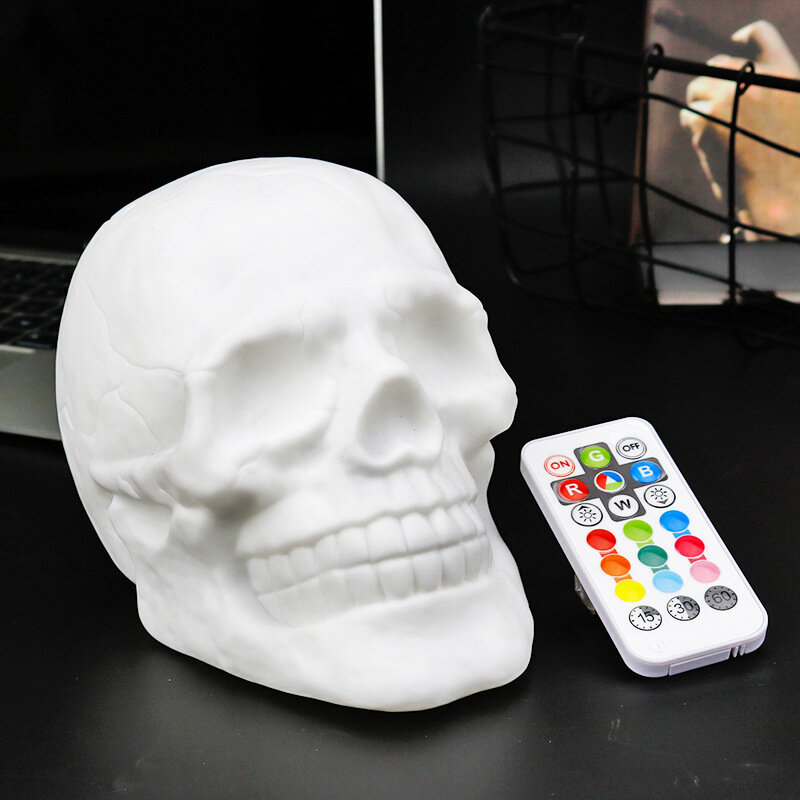 Silicone Remote Control Colorful Skull Head LED  Light Pat Light Creative Color Change Gift Night Light Atmosphere Table Lamp