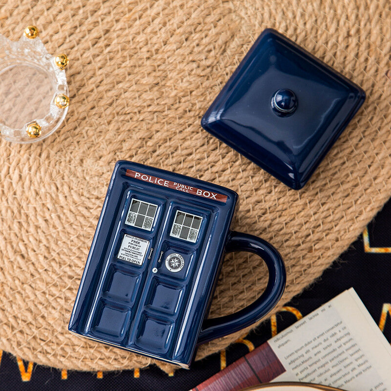 Doctor Who Tardis Creative ตำรวจกล่องแก้วกาแฟเซรามิคถ้วยชาช้อนของขวัญกล่องสีฟ้าและนมเครื่องดื่มถ้วยอาหารเช้า