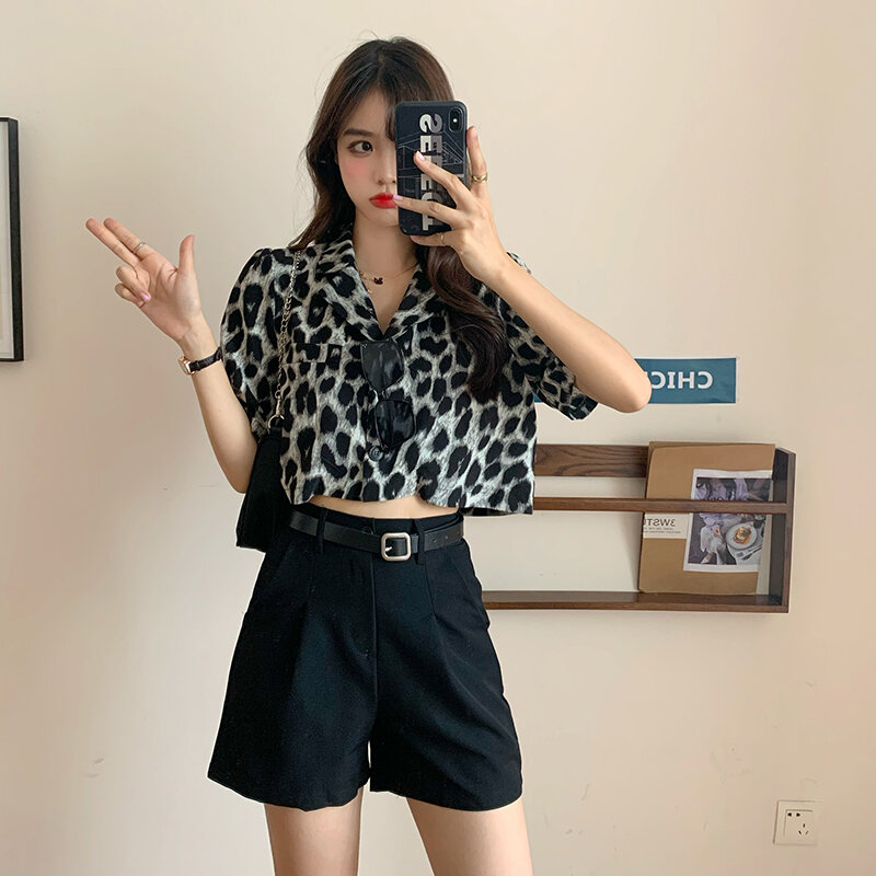Tops cortos con estampado de leopardo Vintage para mujer, blusa Sexy con cuello en V, camisa de moda coreana, abrigo de verano