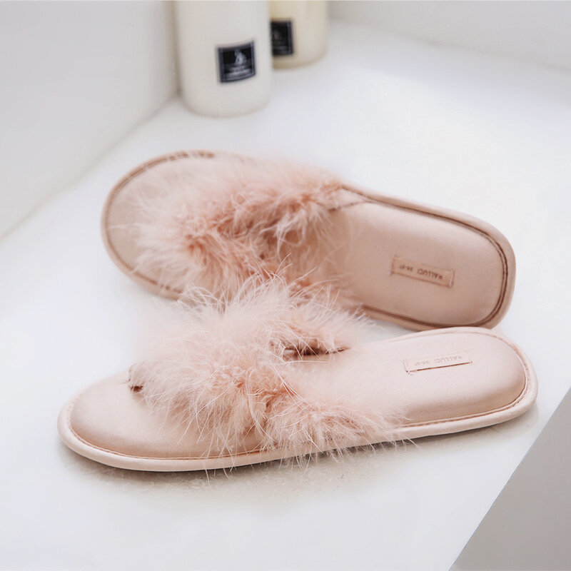 Produk Baru Musim Panas Hemao Sandal Jepit Datar Sandal Rumah Tahan Air dan Bernapas Dalam Ruangan