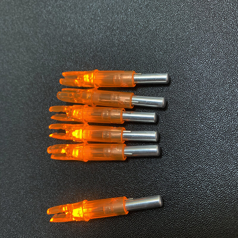 6 pezzi cocca freccia LED cocche luminose per arco composto e ricurvo ID6.2mm cocche illuminate a LED per tiro con l'arco da caccia