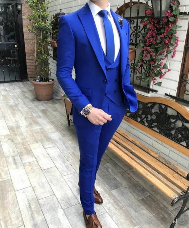 Tuksedo Pernikahan Biru Royal Pakaian Pengantin Pria Cocok Klasik Kerah Peaked Prom Pesta Makan Malam Setelan Pria (Jaket + Rompi + Celana)