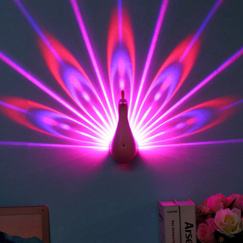 家庭用創造孔雀投影ランプ装飾ライト USB カラフルなリモート夜の光 3 色