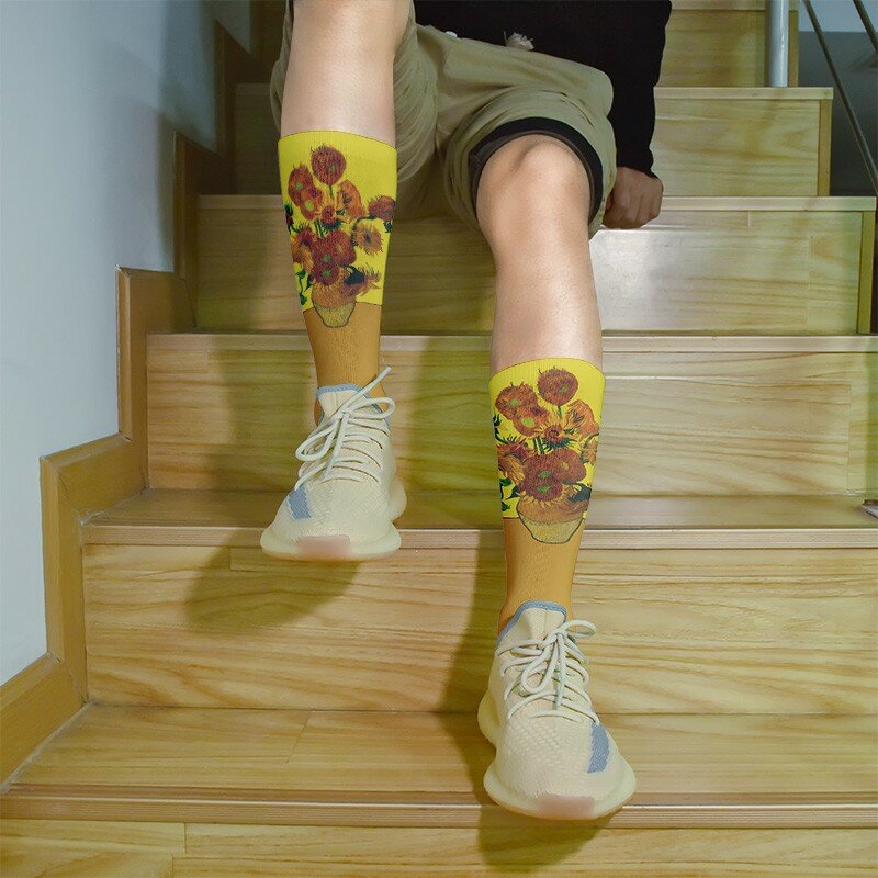 Mona Lisa Retro Printed Art Socks For Unisex Fashion Funny Famous Painting Long Socks Van Gogh Starry Night Women Cotton Socks